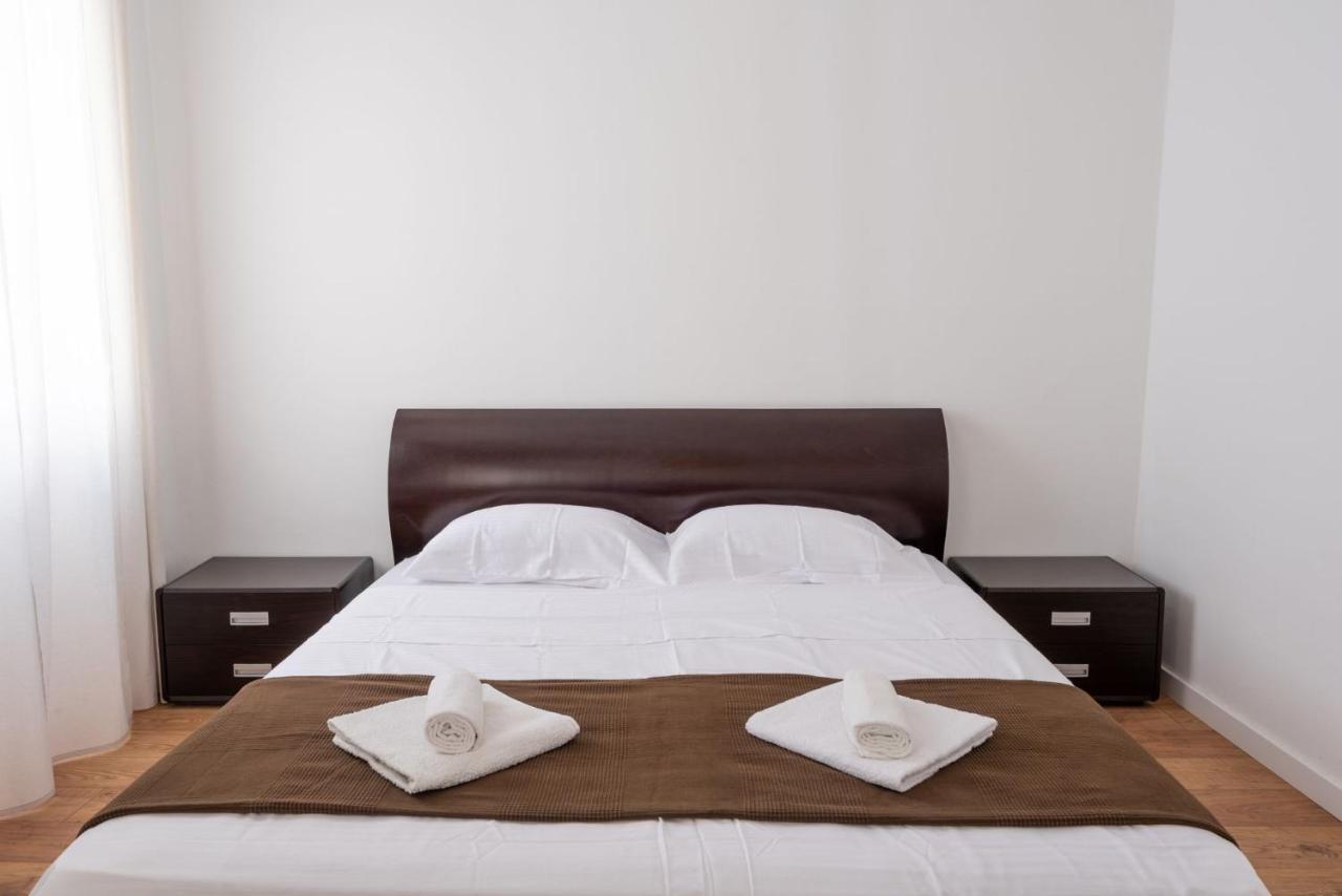 Pula City Apartment With Private Parking Free Экстерьер фото